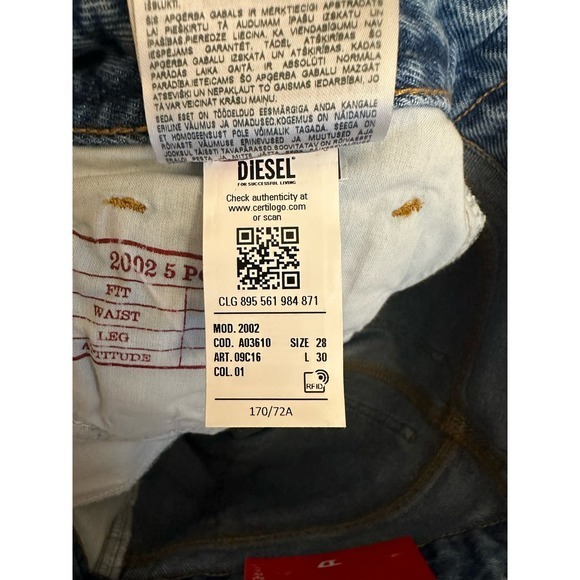 Diesel Straight Jeans 2002 5-Pocket Slim Fit Low Waist Jeans Size W28 L30 - Picture 13 of 16
